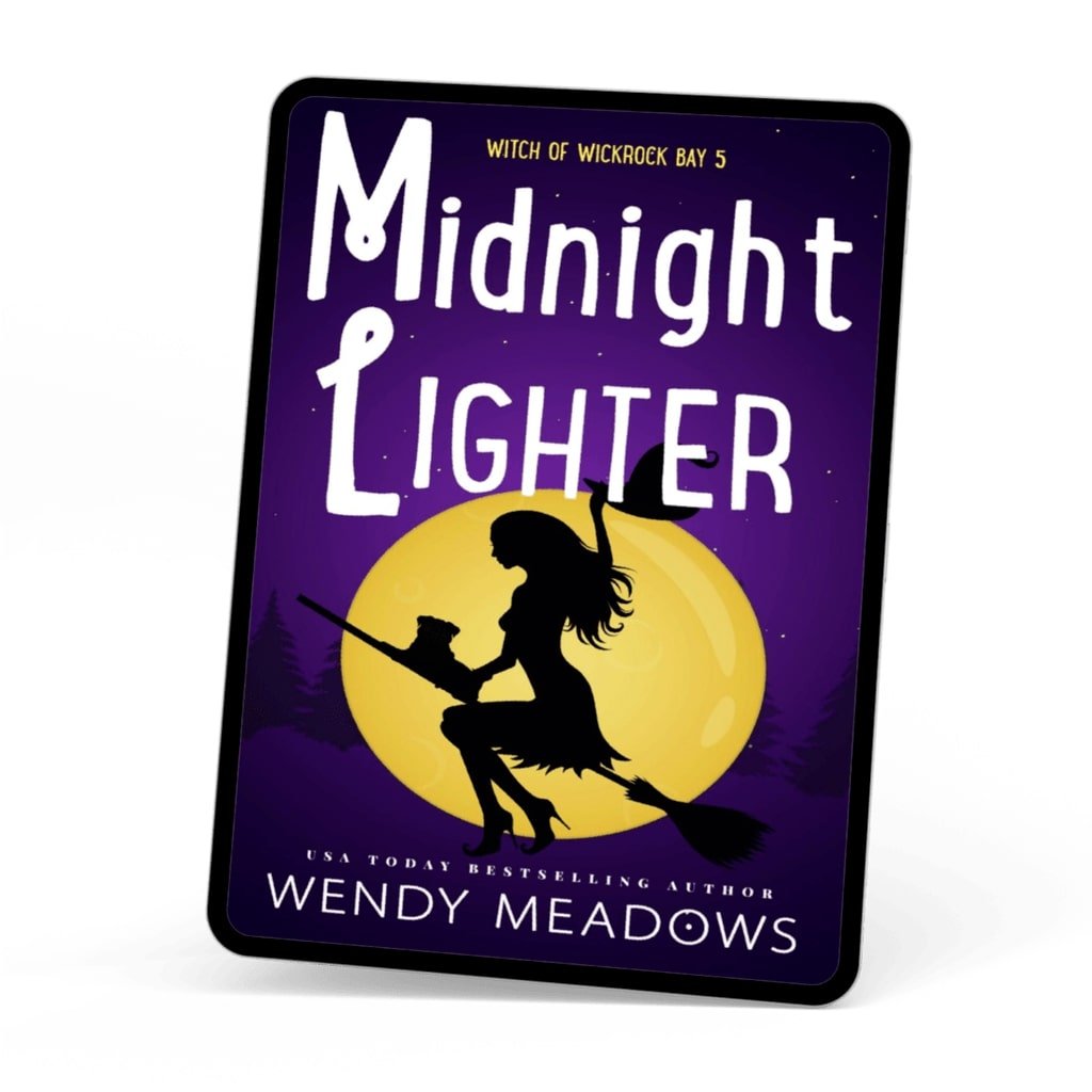 Midnight Lighter (EBOOK) - Paranormal Cozy Mystery - Wendy Meadows