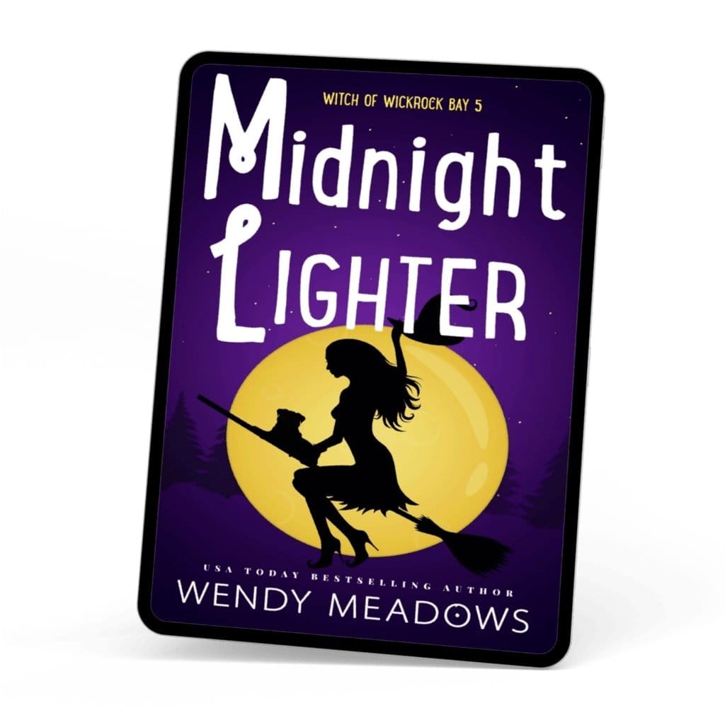 Paranormal Cozy Mystery Midnight Lighter (EBOOK) - Wendy Meadows